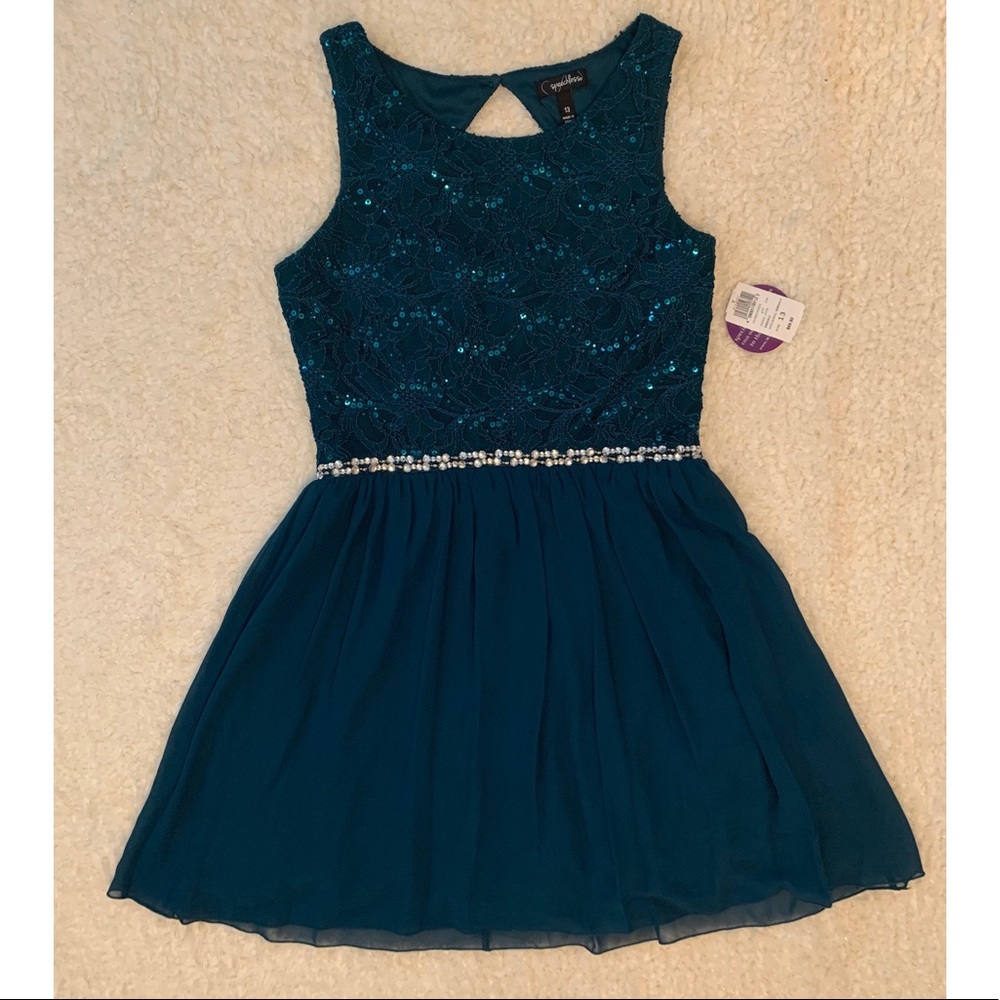 Emerald Green, Lace, Sequin & Gemstone Formal